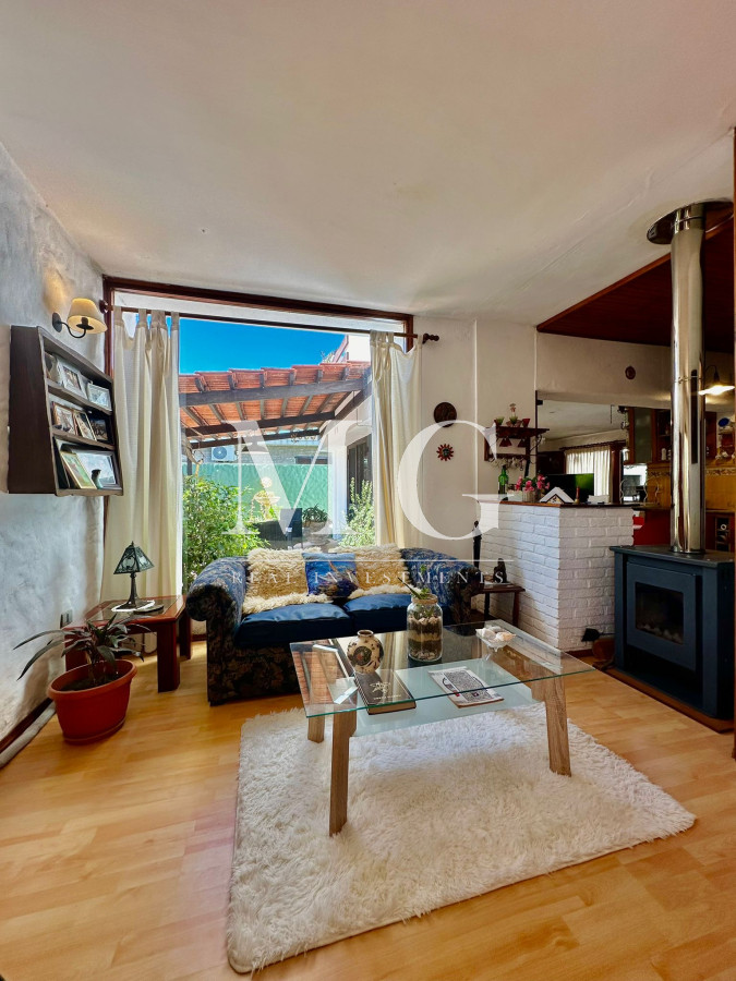 Casa ID.851 - Muy linda Casa Barrio Jaurena, 3 dormitorios, piscina y parrillero