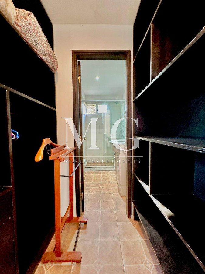 Casa ID.1341 - Venta de Casa en Rincón del Indio a 25 Metros del Mar – Oportunidad Única
