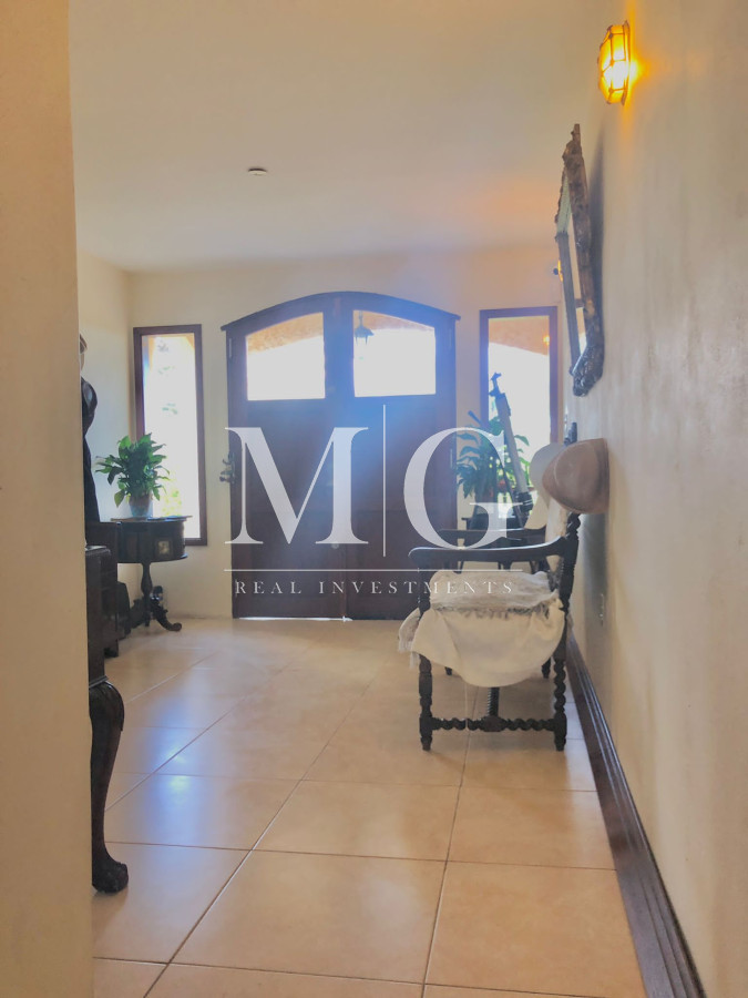 Casa ID.166 - Venta Casa con vista directa al Mar Playa Brava 