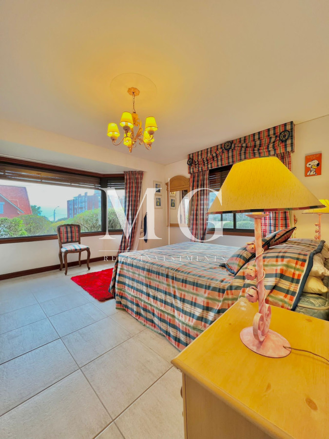 Casa ID.116 - Mansa, paradas, 7 dormitorios, piscina, barbacoa