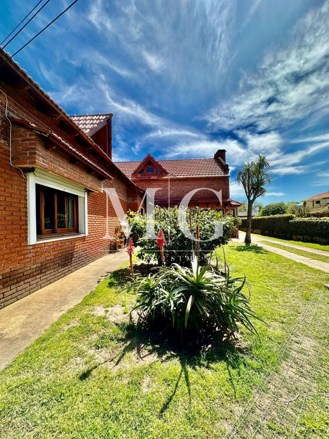 Casa ID.830 - Casa en Venta Barrio Residencial Monaco, 4 dormitorios