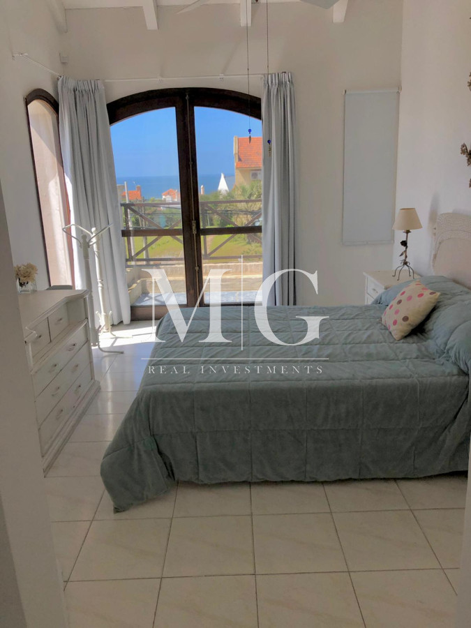 Casa ID.50 - Montoya 3 dormitorios + dep. servicio Vista al Mar