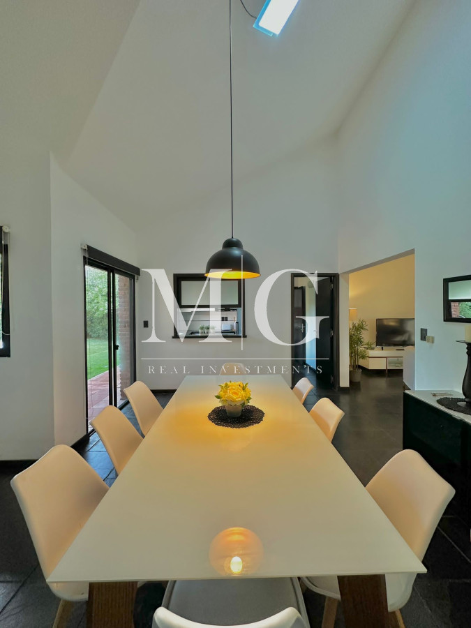 Casa ID.587 - Alquiler Anual Casa Barrio Privado La Residence