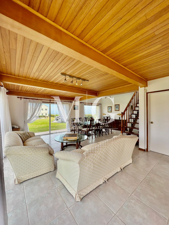 Casa ID.451 - Venta Casa Mansion primera linea frente al mar