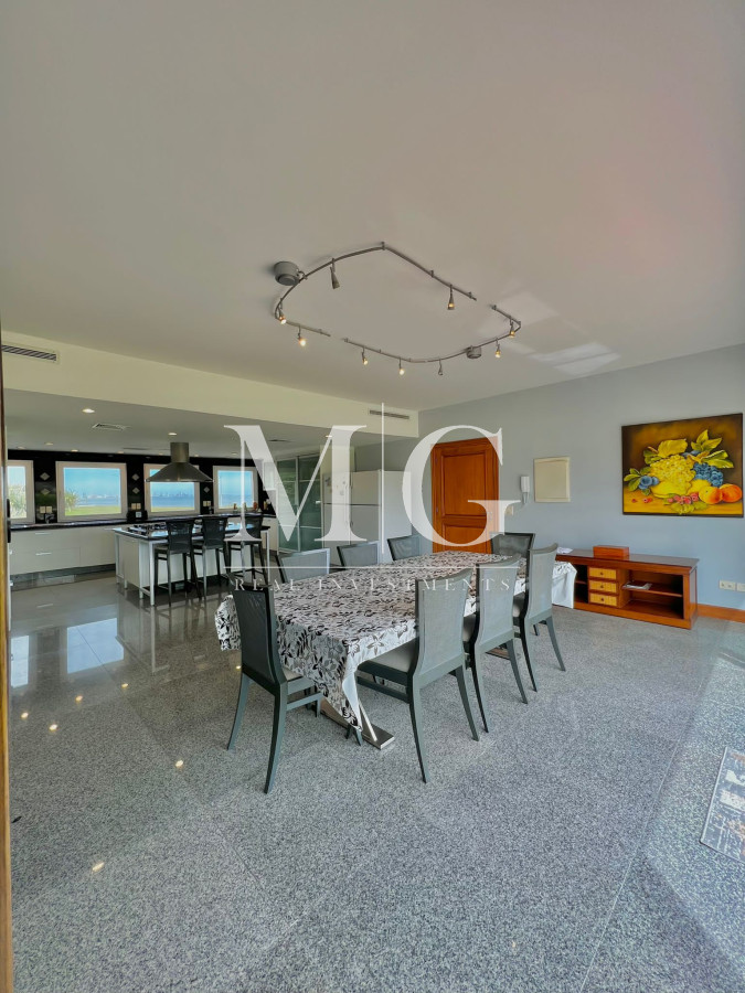 Casa ID.451 - Venta Casa Mansion primera linea frente al mar