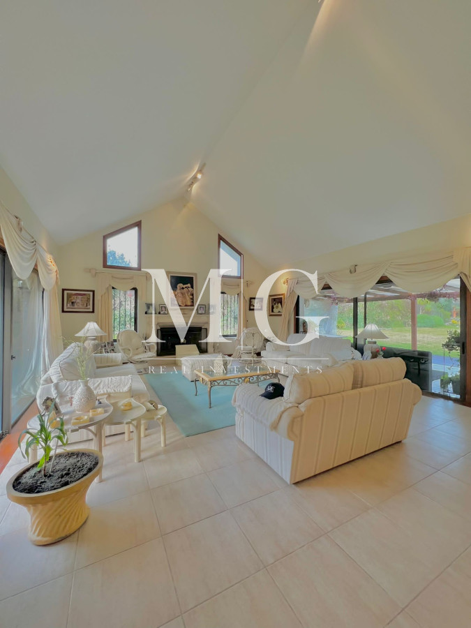 Casa ID.116 - Mansa, paradas, 7 dormitorios, piscina, barbacoa