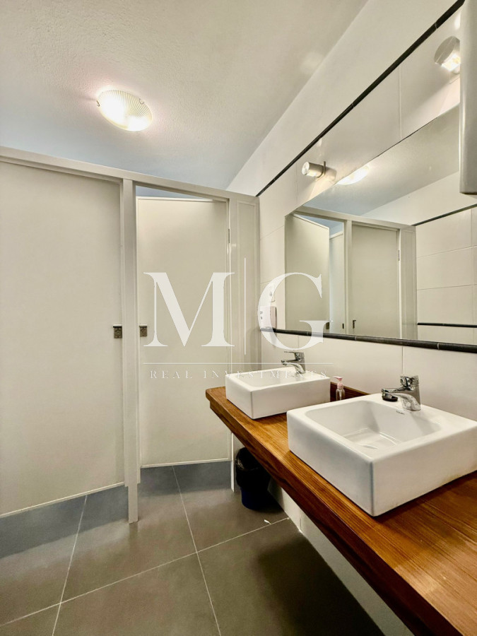 Casa ID.1094 - Excepcional oportunidad en Zona Marly, a pasos de la famosa Avenida Gourmet de Punta del Este.