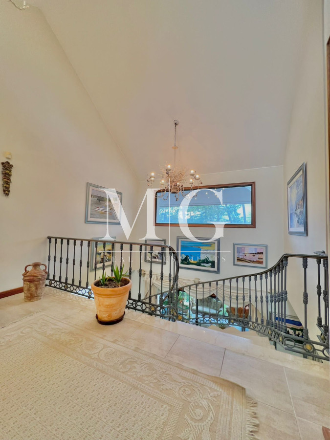 Casa ID.116 - Mansa, paradas, 7 dormitorios, piscina, barbacoa