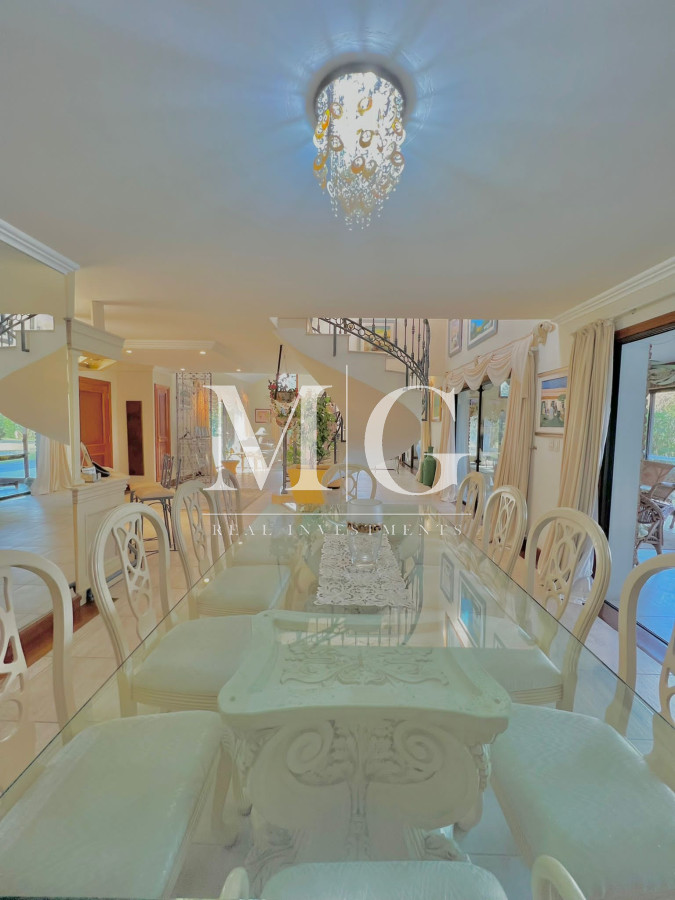 Casa ID.116 - Mansa, paradas, 7 dormitorios, piscina, barbacoa