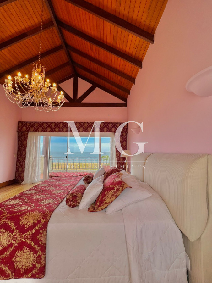 Casa ID.451 - Venta Casa Mansion primera linea frente al mar