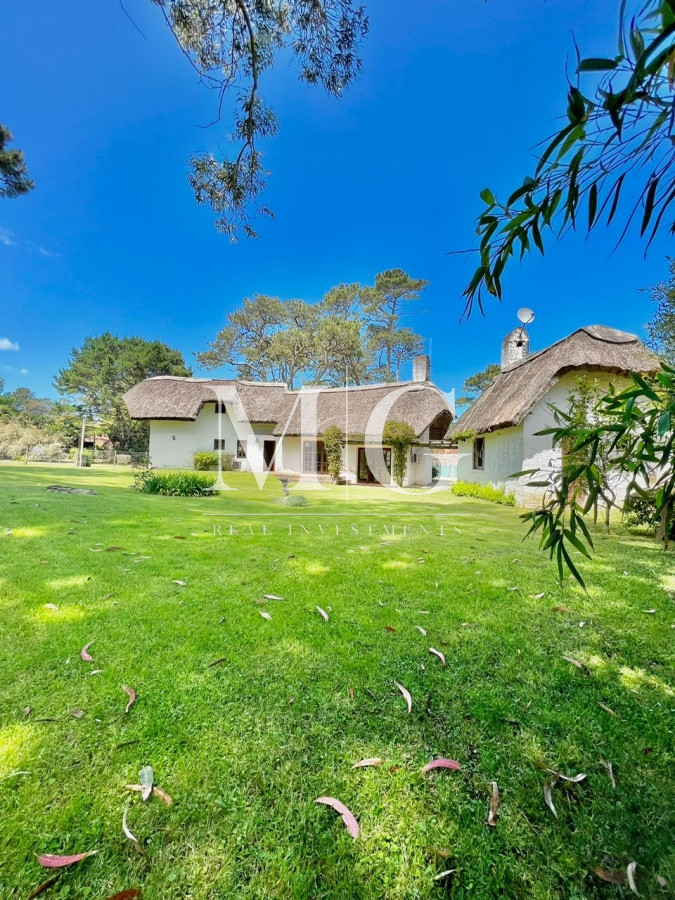 Casa ID.496 - Venta Casa 3 dormitorios + casa de caseros Rincon del Indio