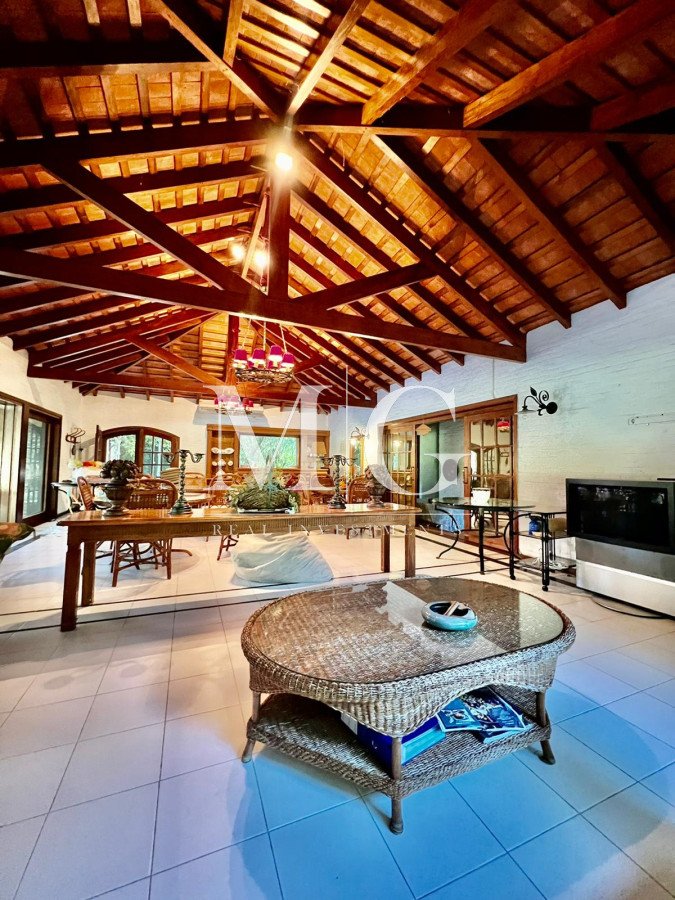 Casa ID.272 - Alquiler Temporario Espectacular Casa Mansion zona Beverly Hills