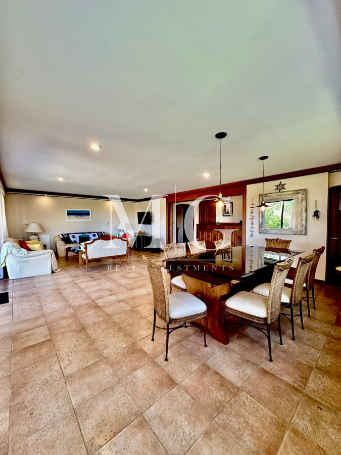 Casa ID.832 - Terreno 3.436mt a 200mt del Mar con proyecto aprobado para altura! Playa Mansa