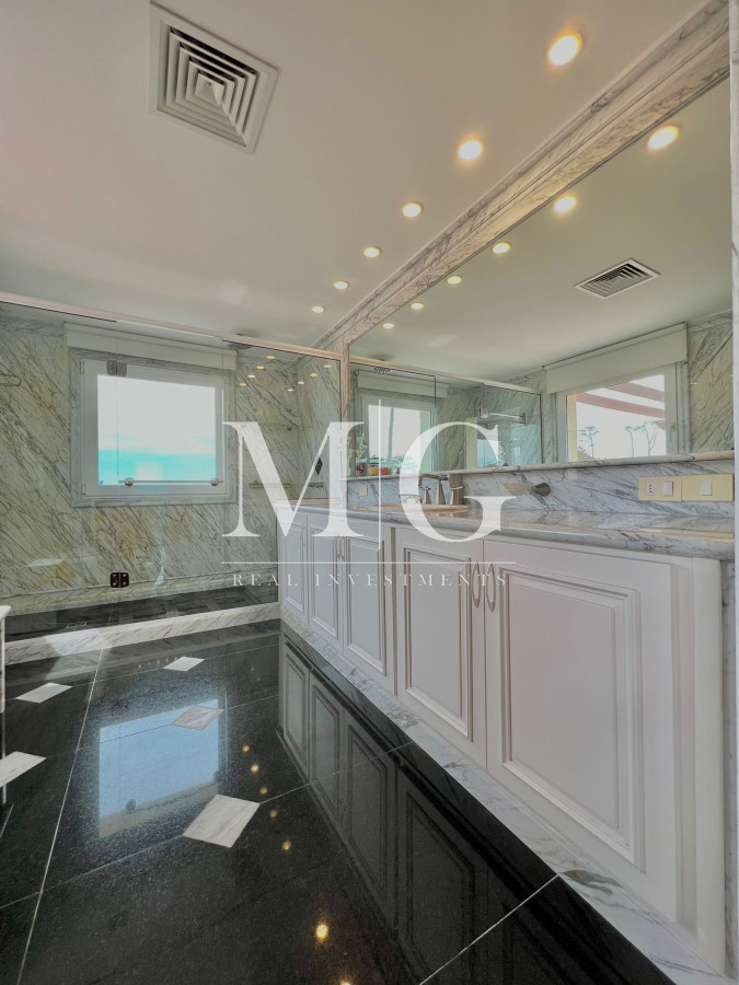 Casa ID.451 - Venta Casa Mansion primera linea frente al mar