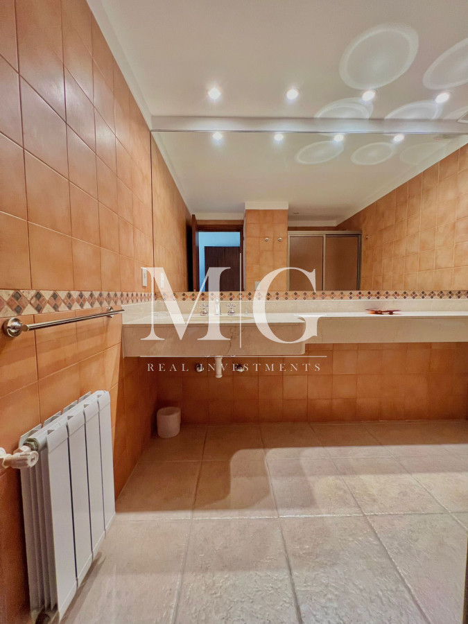Casa ID.404 - Venta Casa 3 dormitorios + dep.servicio, barbacoa y piscina San Rafael