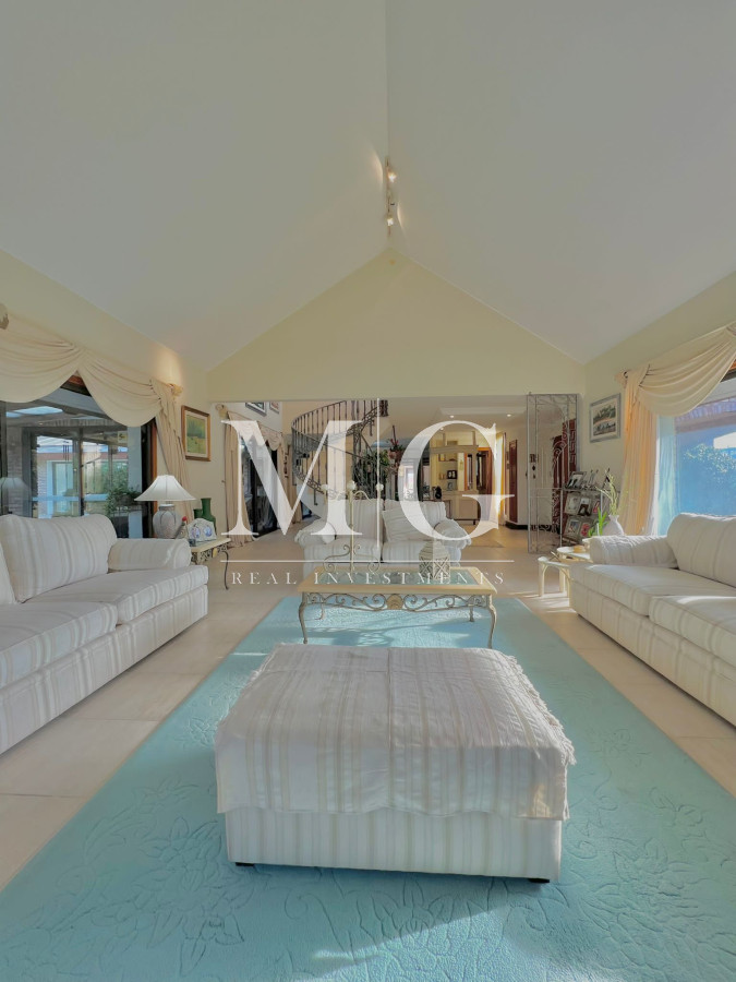 Casa ID.116 - Mansa, paradas, 7 dormitorios, piscina, barbacoa