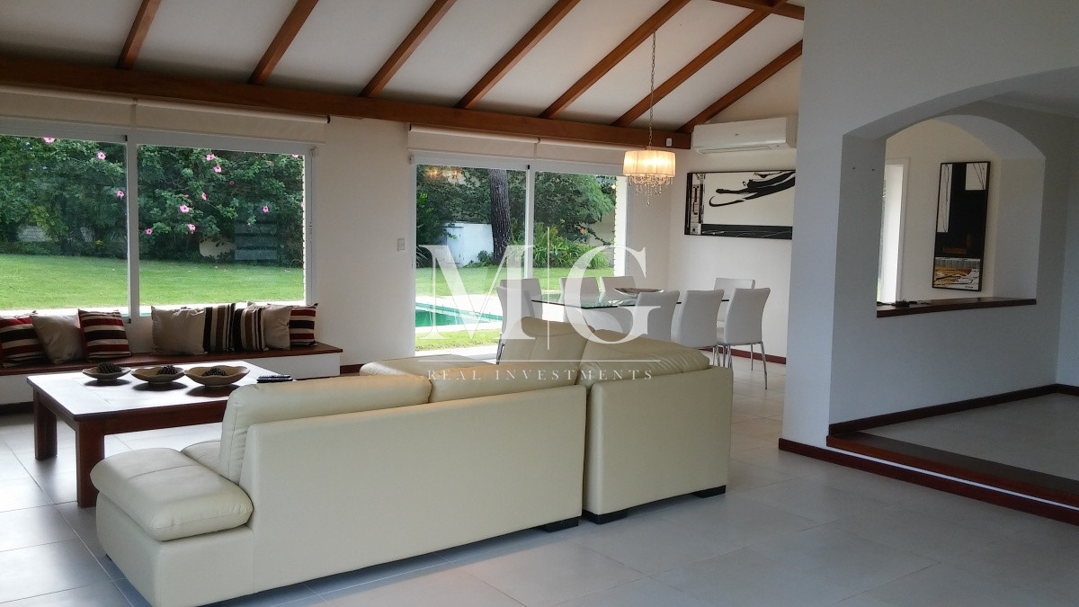 Casa ID.108 - Venta Casa en paradas a 300mt del mar 