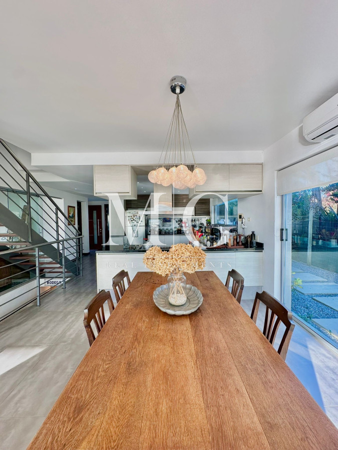 Casa ID.1247 - Casa única en Parada 41, Playa Mansa, Punta del Este