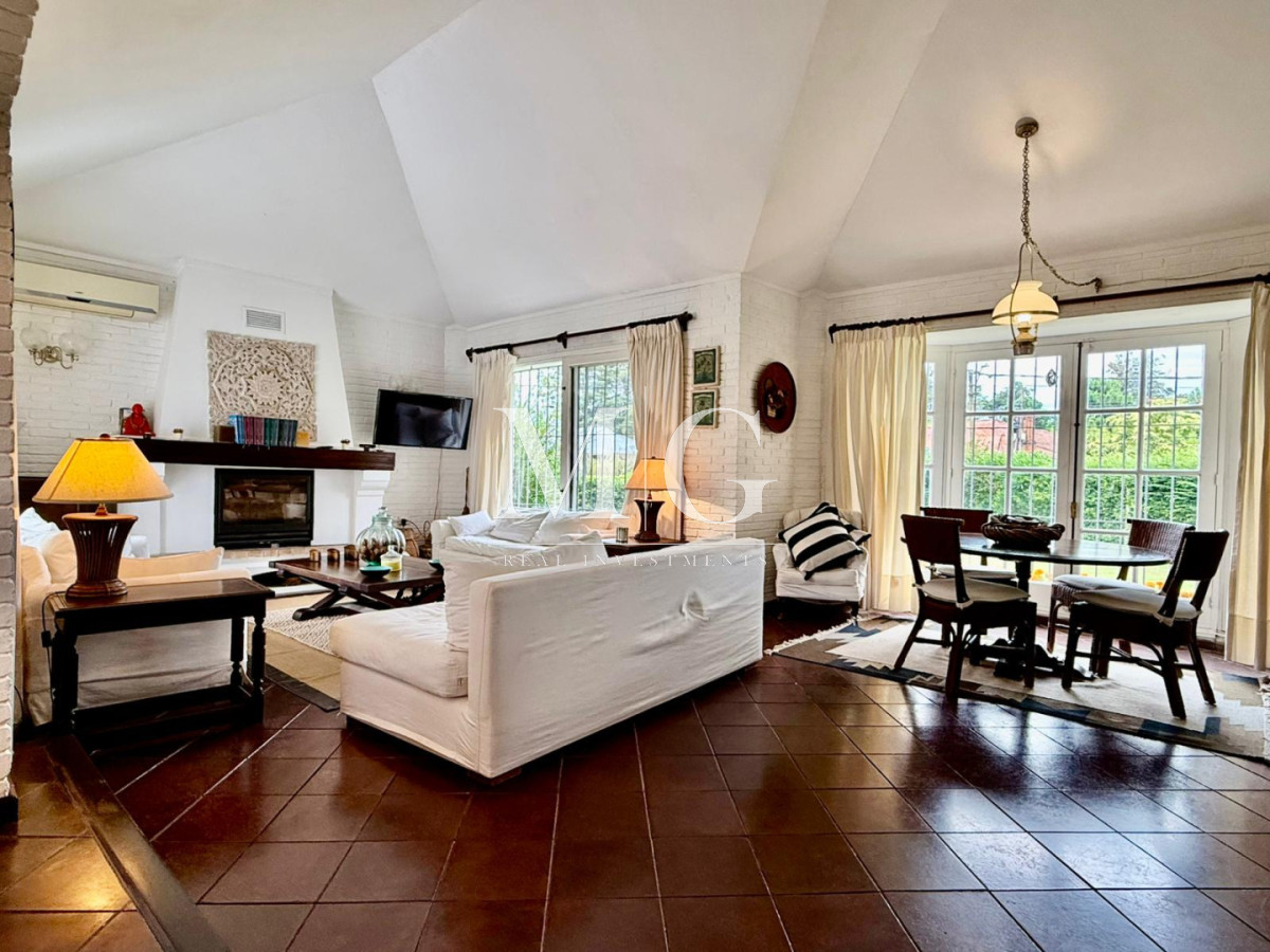 Casa ID.1529 - Hermosa casa en Marly, ubicada en una de las zonas más tranquilas y residenciales de Punta del Este 