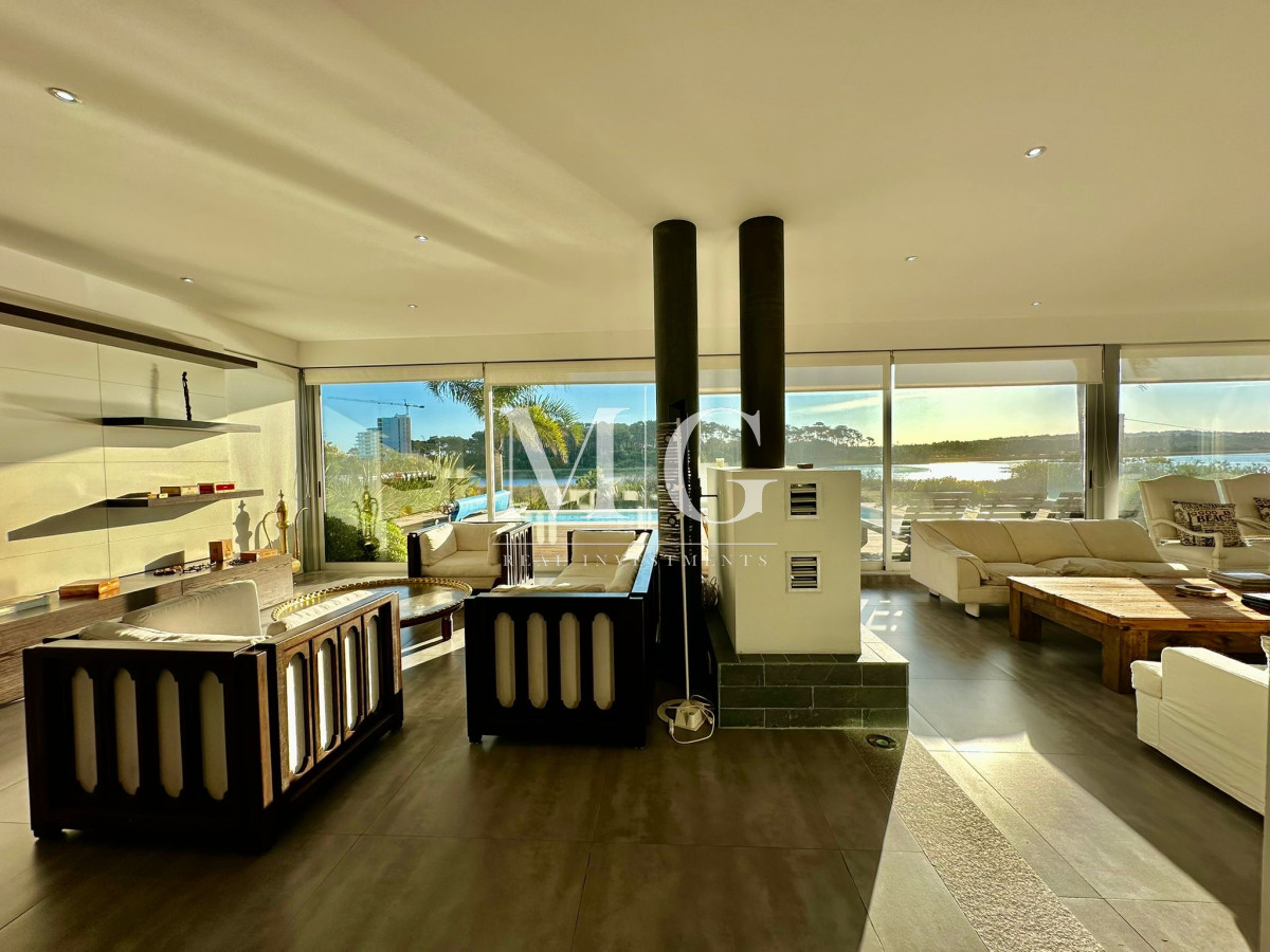 Casa ID.1247 - Casa única en Parada 41, Playa Mansa, Punta del Este