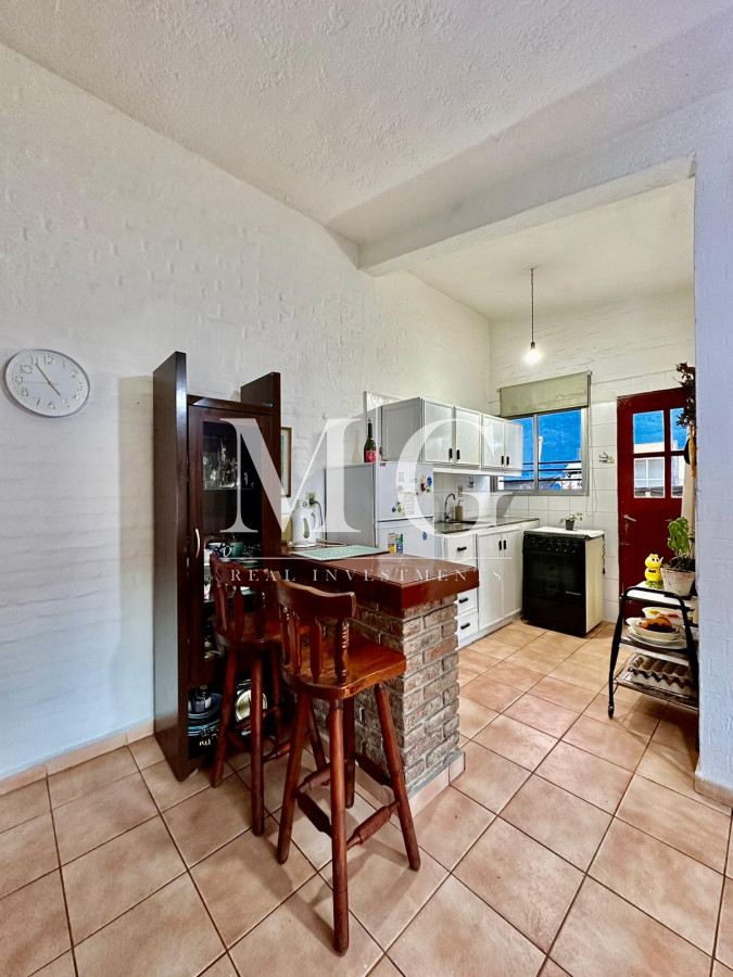Casa ID.1011 - LAUSANA 4 DORMITORIOS, TERRENO 310M2 APTA PARA BANCO!!!