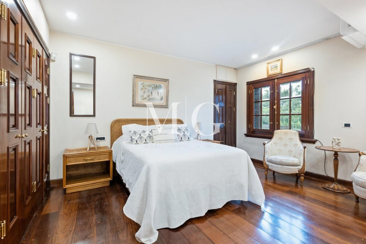 Casa ID.1551 - Exclusiva Mansión Frente al Mar en Playa Mansa - Punta del Este
