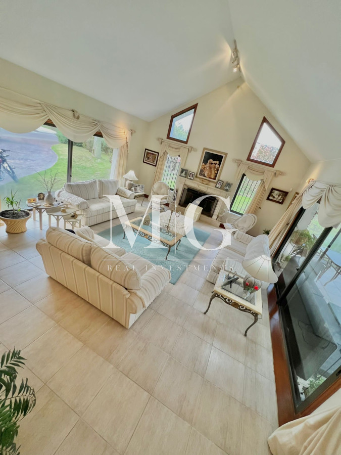 Casa ID.116 - Mansa, paradas, 7 dormitorios, piscina, barbacoa