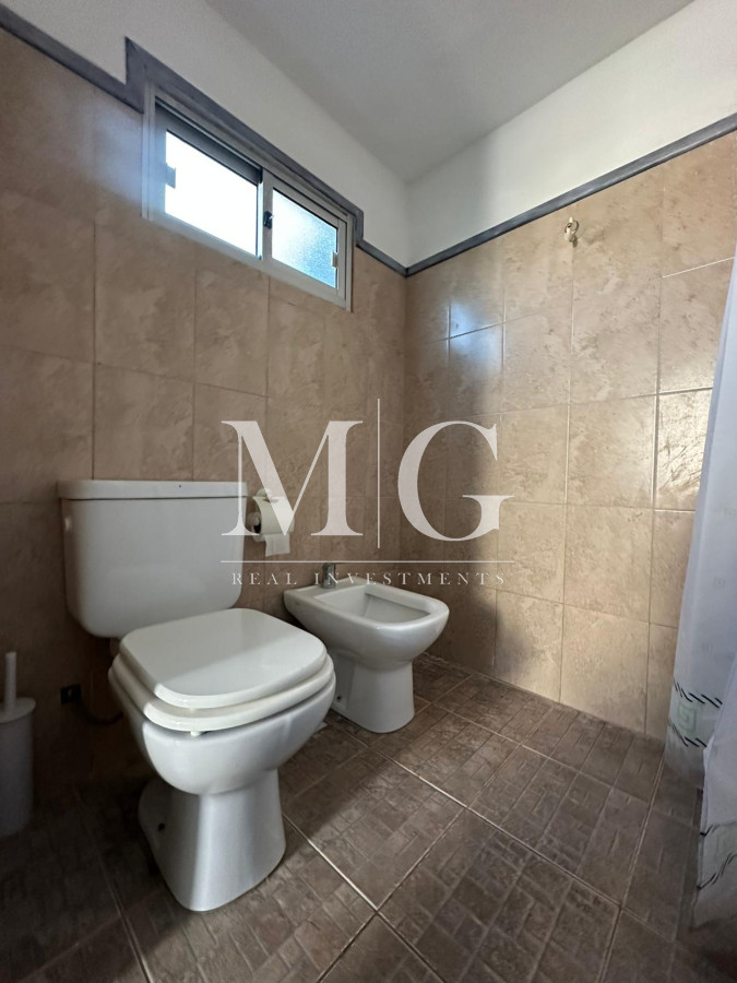 Casa ID.1341 - Venta de Casa en Rincón del Indio a 25 Metros del Mar - Oportunidad Única