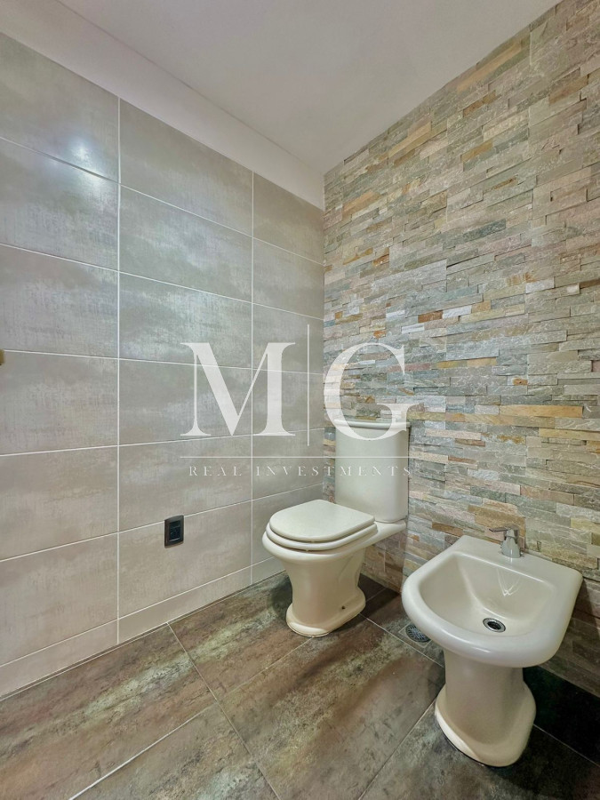 Casa ID.1048 - EXCELENTE PROPIEDAD EN EL EXLUSIVO BARRIO PINARES DE PUNTA DEL ESTE