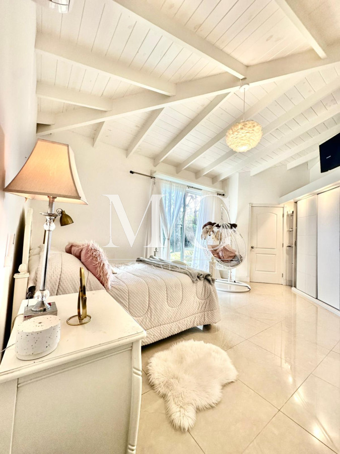 Casa ID.1453 - Barrio Privado La Arbolada Venta Casa 5 dormitorios