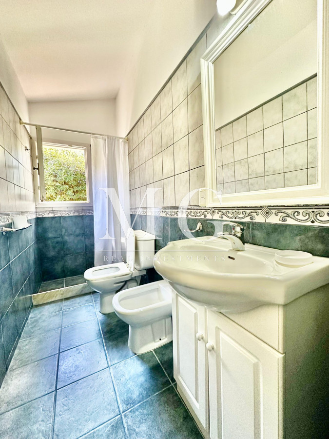 Casa ID.832 - Terreno 3.436mt a 200mt del Mar con proyecto aprobado para altura! Playa Mansa