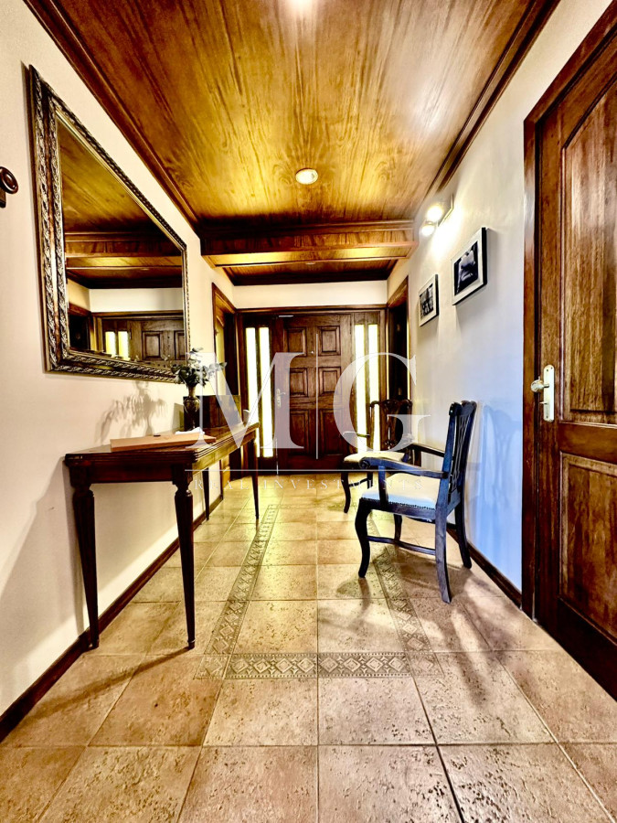 Casa ID.832 - Terreno 3.436mt a 200mt del Mar con proyecto aprobado para altura! Playa Mansa