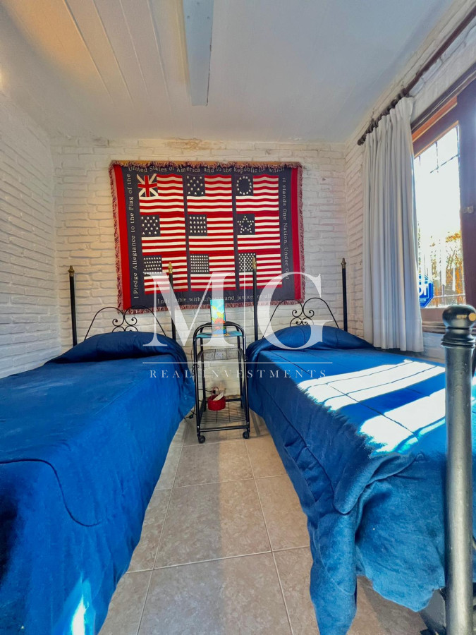 Casa ID.273 - Casa 6 dormitorios en Paradas, a metros de playa Mansa!