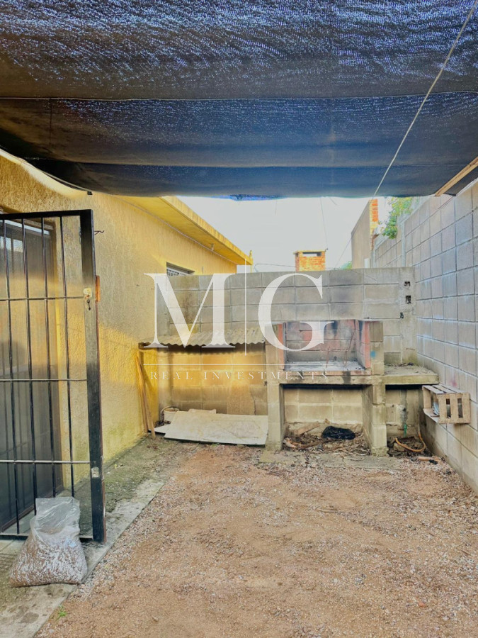Casa ID.1575 - Altos de La Laguna Apartamento 1 dormitorio en Alquiler Anual con patio y parrillero!