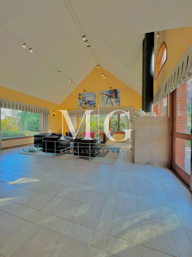Casa ID.371 - EXCELENTE PROPIEDAD ZONA GOLF PUNTA DEL ESTE, 6 DORMITORIOS