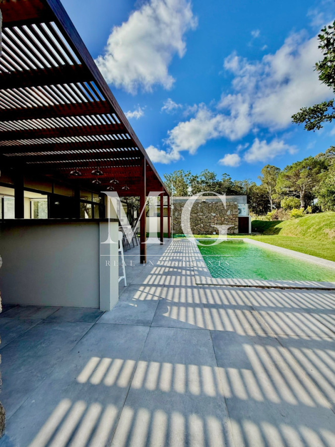 Casa ID.1548 - Residencia de Diseño a Estrenar en Punta Ballena - Barrio Privado La Jacinta