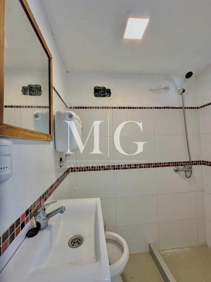Casa ID.1087 - ALQUILER ANUAL BARRIO PERLITA 2 DORMITORIOS