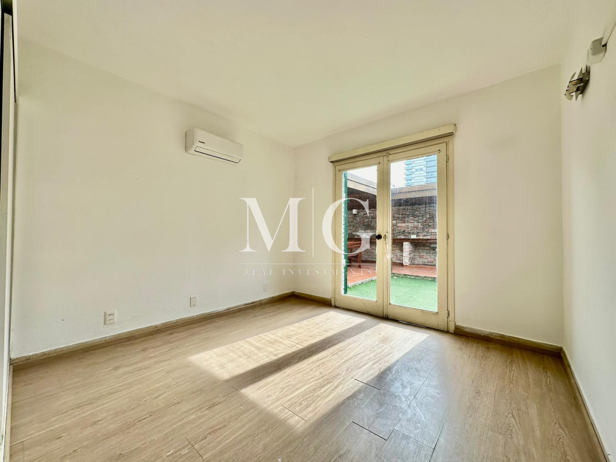 Casa ID.1030 - ALQUILER ANUAL VIVIENDA O COMERCIO, CASA 4 DORMITORIOS LA PASTORA PUNTA DEL ESTE 