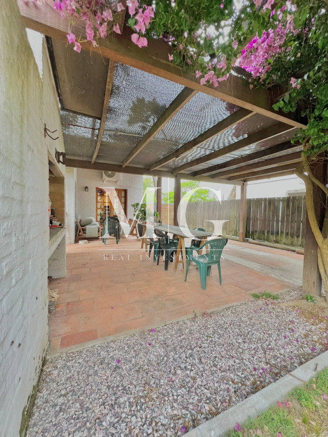 Casa ID.528 - Venta Casa 3 dormitorios zona Pinares