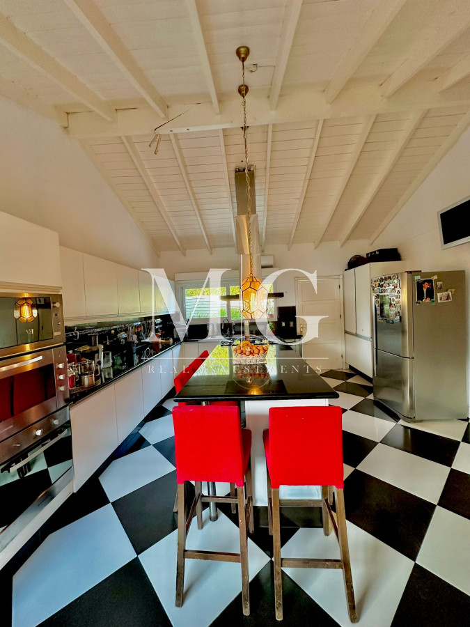 Casa ID.1453 - Barrio Privado La Arbolada Venta Casa 5 dormitorios