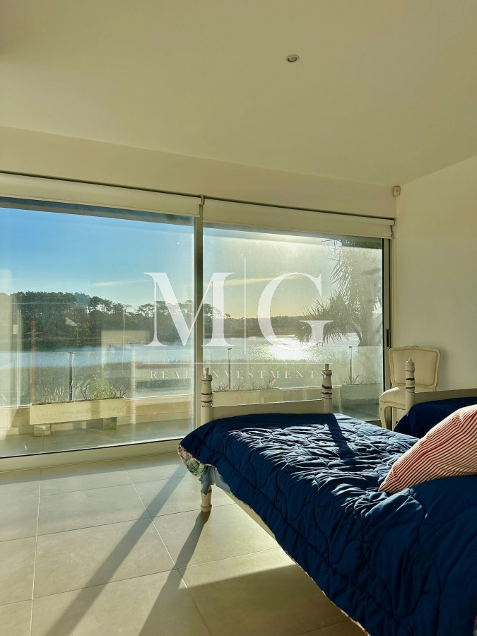 Casa ID.1247 - Casa única en Parada 41, Playa Mansa, Punta del Este