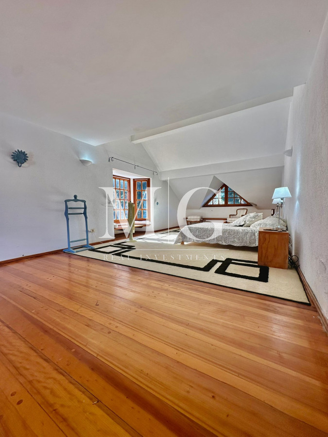 Casa ID.1357 - Venta Casa Principal 5 dormitorios en el Corazón de San Rafael a Metros del Mar