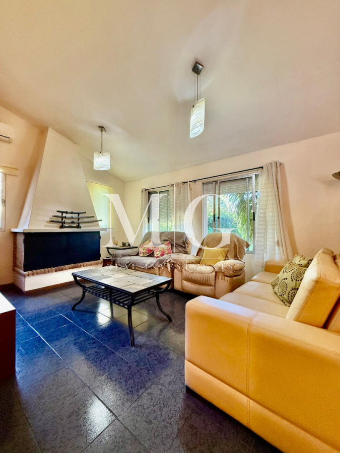 Casa ID.1530 - Excelente propiedad 5 dormitorios en Altos del Pinar, Punta del Este