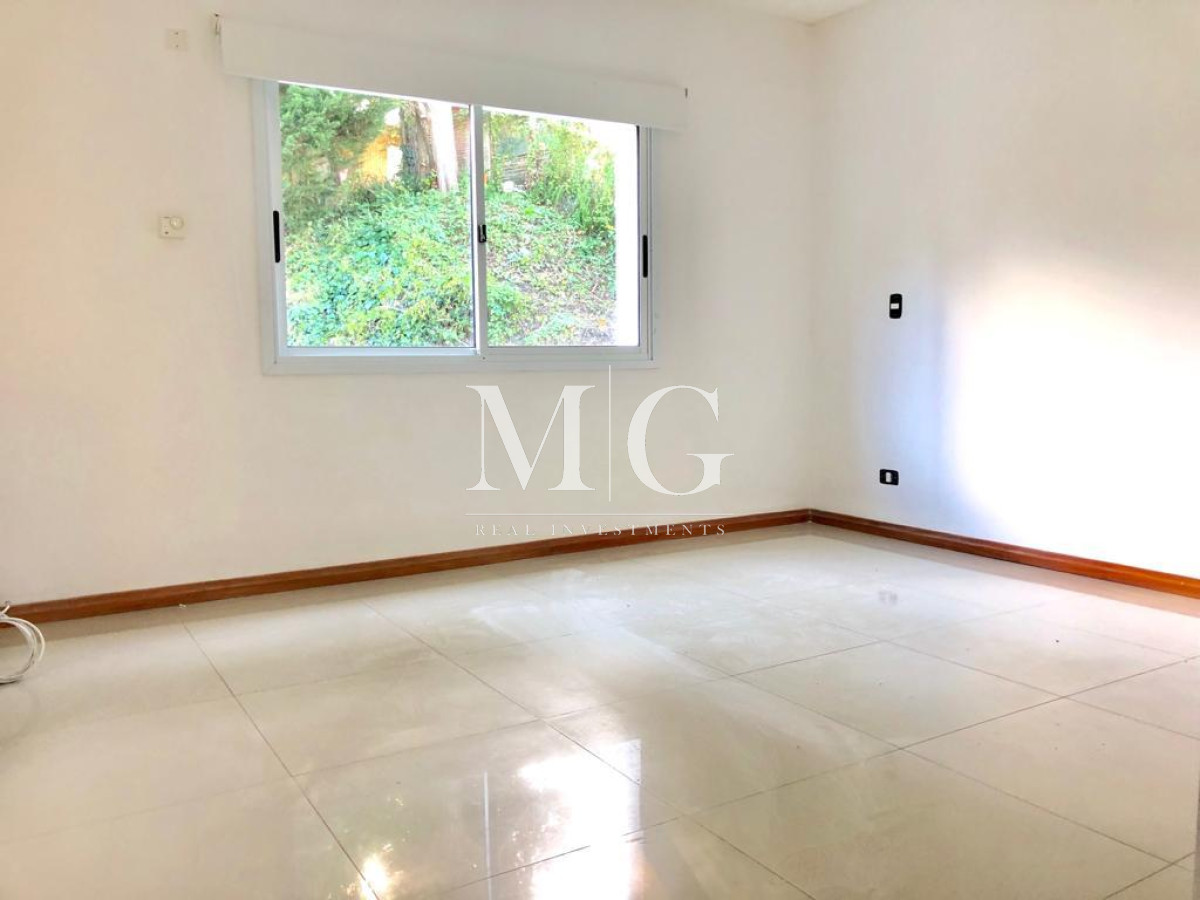 Casa ID.27 - ALQUILER ANUAL! ZONA SHAKESPEARE 3 DORMITORIOS