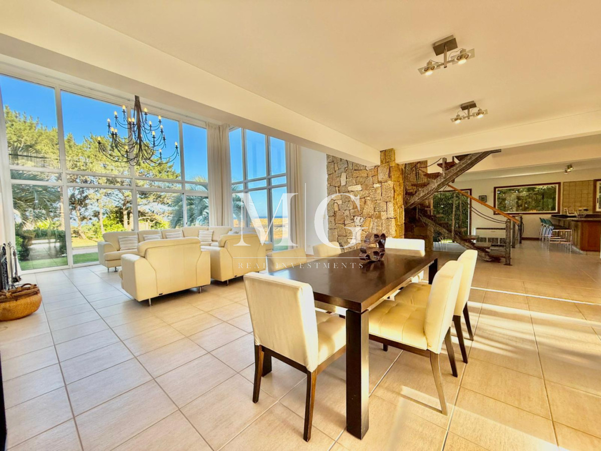 Casa ID.1522 - Venta de Casa 3 DORMITORIOS y Servicio en Club del Mar, José Ignacio. 