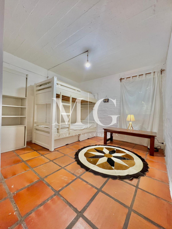Casa ID.43 - Venta Casa 4 dormitorios, parrillero, piscina - Pinares