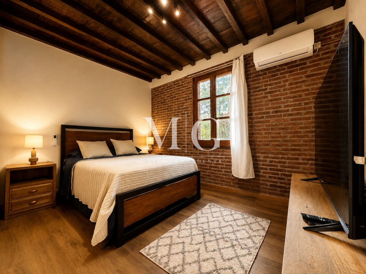 Casa ID.1088 - Excelente Casa a Estrenar Barrio Parque Burnett; 1.059m2 de terreno, piscina, barbacoa