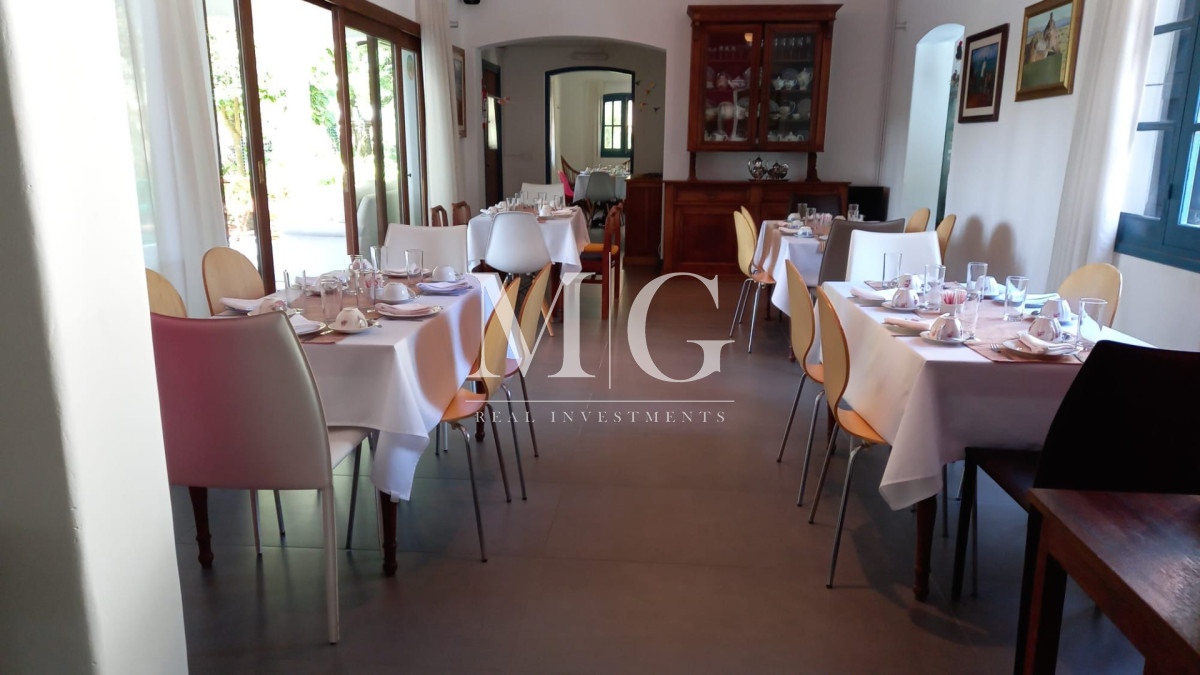 Casa ID.1094 - Excepcional oportunidad en Zona Marly, a pasos de la famosa Avenida Gourmet de Punta del Este.