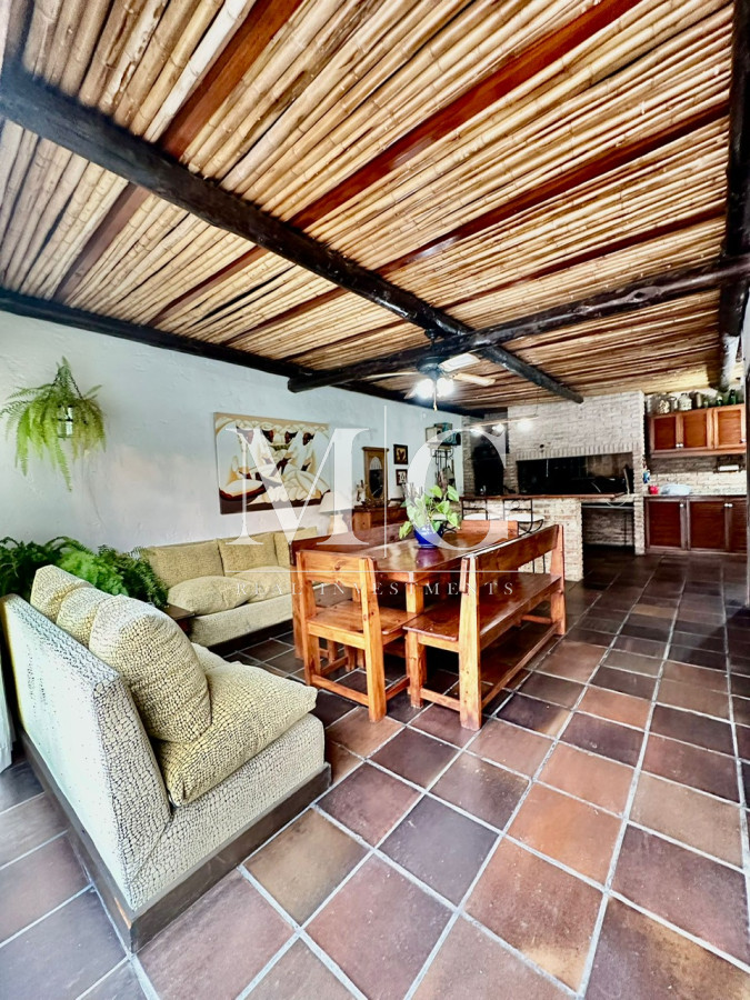Casa ID.991 - PINARES CASA 3 DORMITORIOS + DEP.SERVICIO, BARBACOA, PISCINA