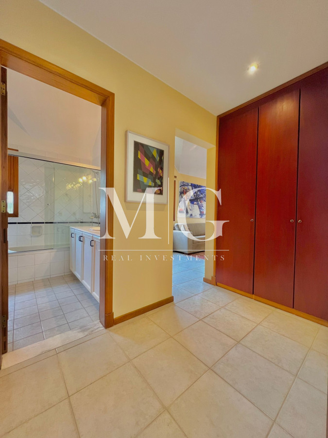 Casa ID.371 - EXCELENTE PROPIEDAD ZONA GOLF PUNTA DEL ESTE, 6 DORMITORIOS